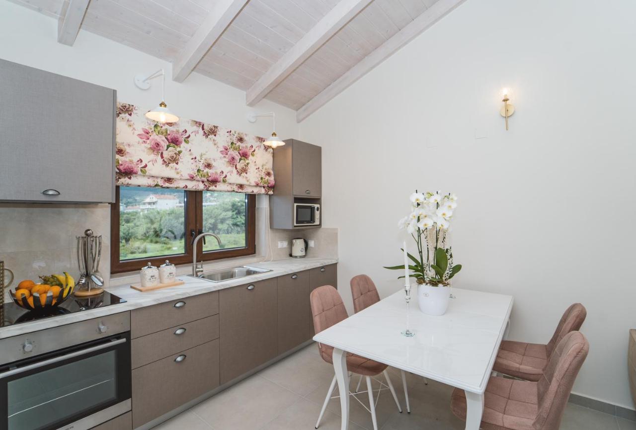 Vincenzo Suites Нидри Экстерьер фото